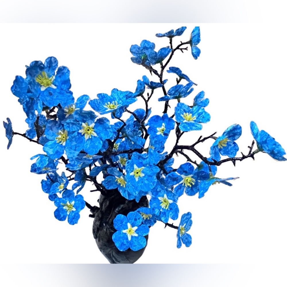 Hand Crafted Forget Me Not (Heart of Thorns) Mixed Media Surreal Sculpture Art - Picture 11 of 13